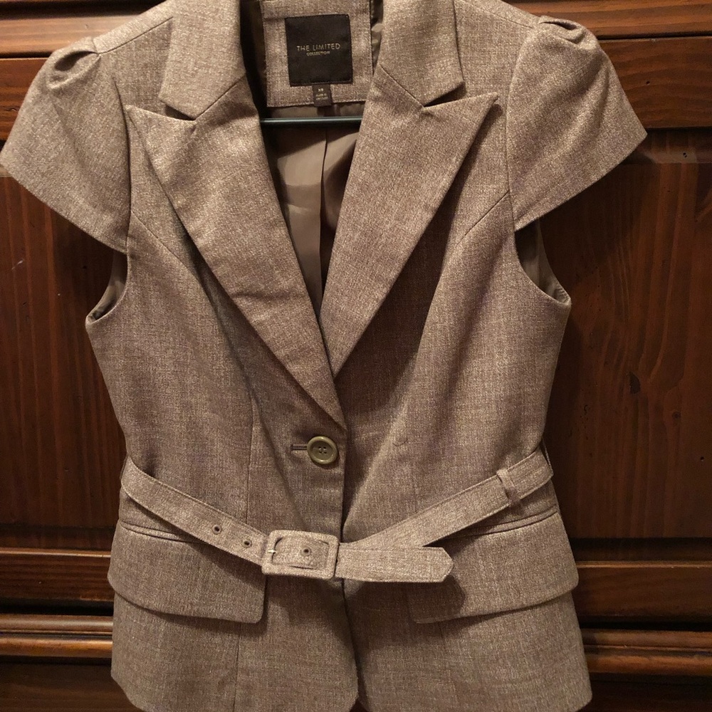*CUTE* The Limited short sleeve Blazer jacket